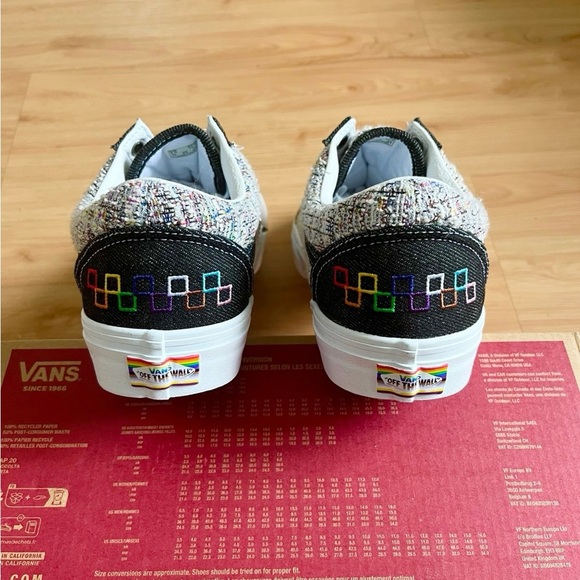 Vans Old Skool 'Together As Ourselves VN000D3HCYL Women 13.0 US Mens 11.5US - Picture 6 of 12